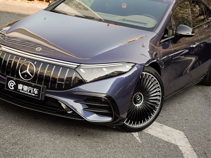 Фото 8 - Mercedes-Benz EQS AMG