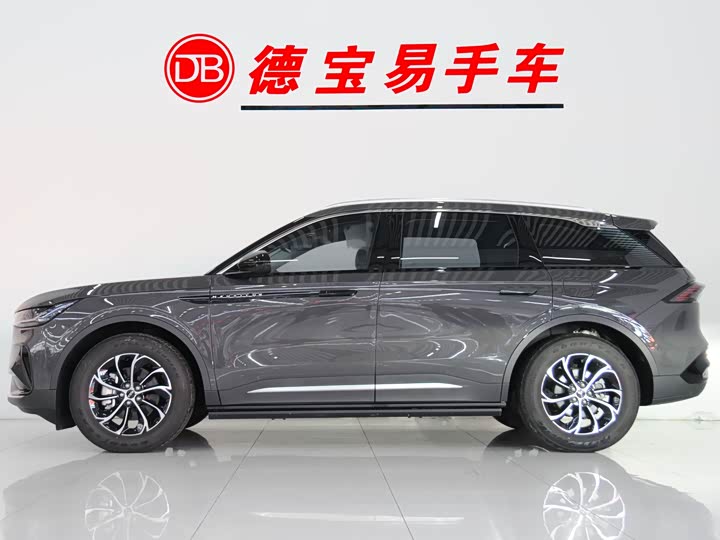 Фото 3 - Lincoln Nautilus