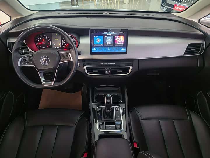 Фото 7 - BYD Song Max