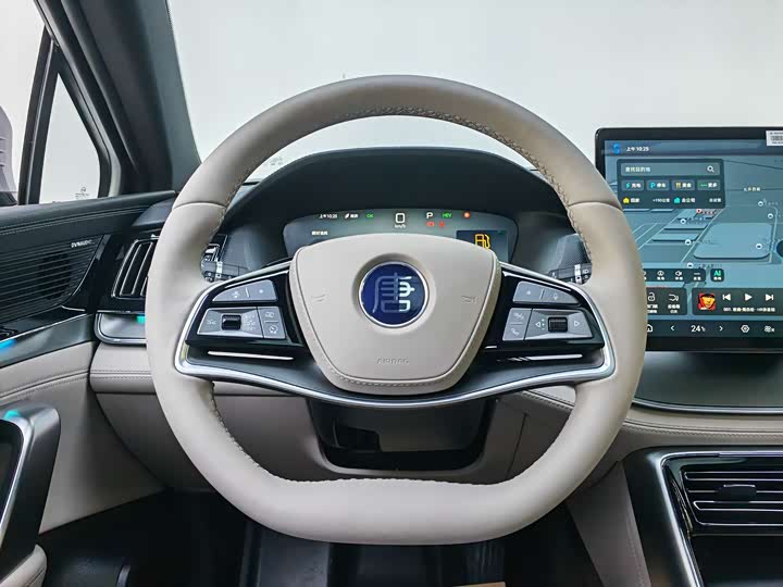 Фото 6 - BYD Tang Hybrid/EV