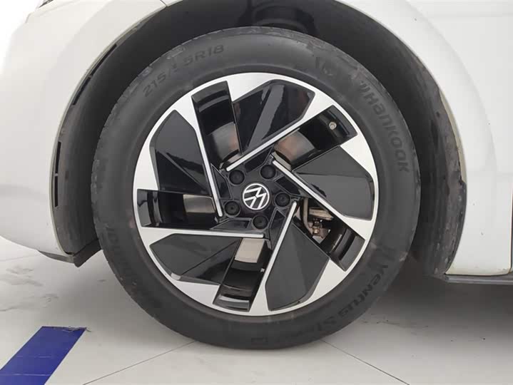 Photo 6 - Volkswagen ID.3