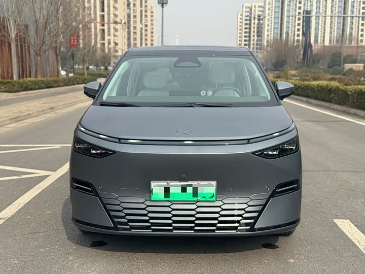 Фото 2 - XPeng X9