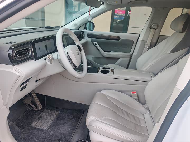 Фото 8 - Leapmotor C11