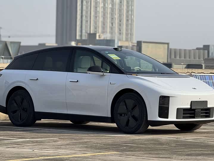 Фото 3 - LiXiang i6