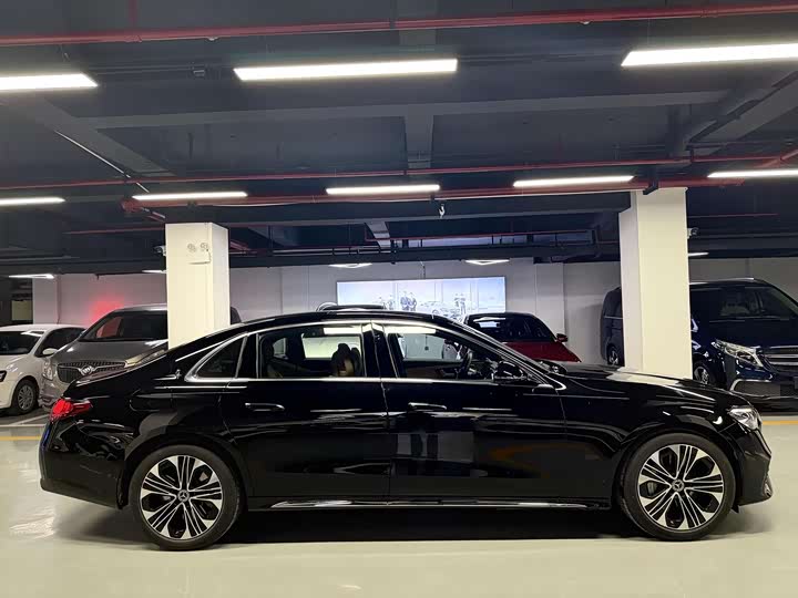 Фото 4 - Mercedes-Benz E-Class Hybrid