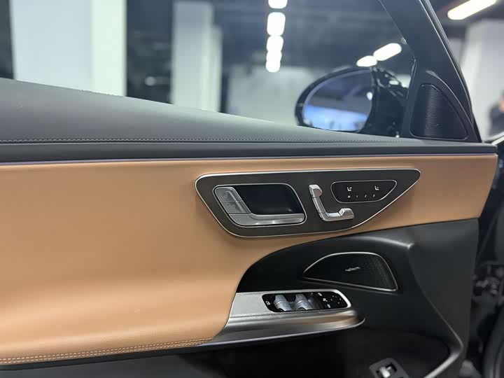 Фото 7 - Mercedes-Benz E-Class Hybrid