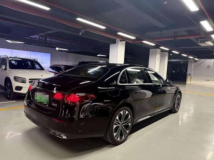 Фото 8 - Mercedes-Benz E-Class Hybrid