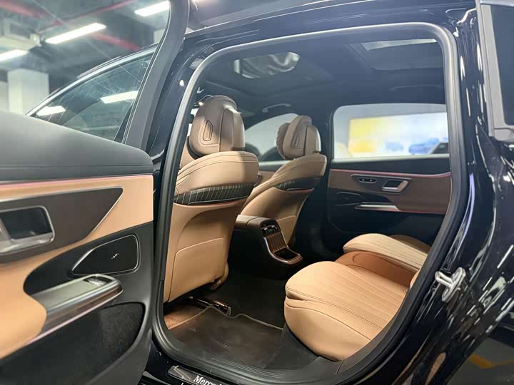 Фото 9 - Mercedes-Benz E-Class Hybrid