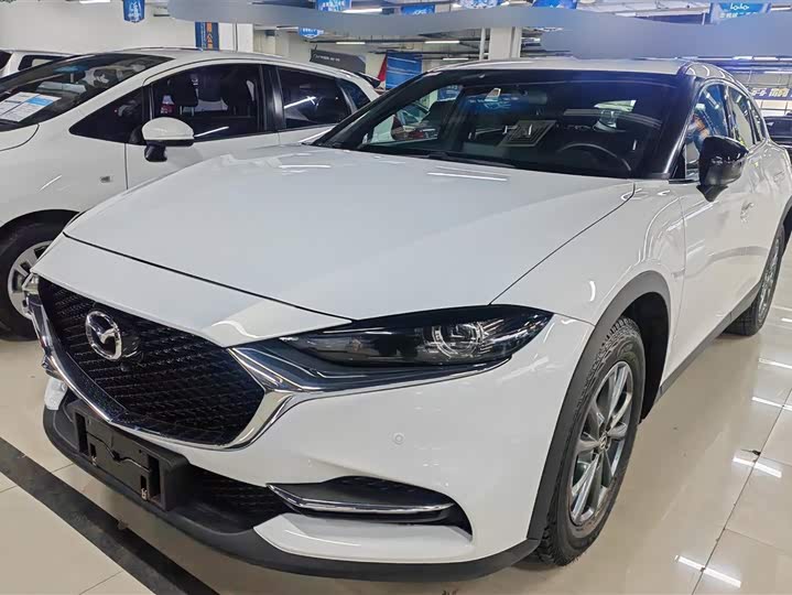 Фото 1 - Mazda CX-4