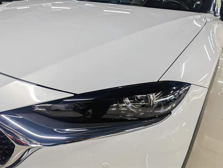 Фото 5 - Mazda CX-4