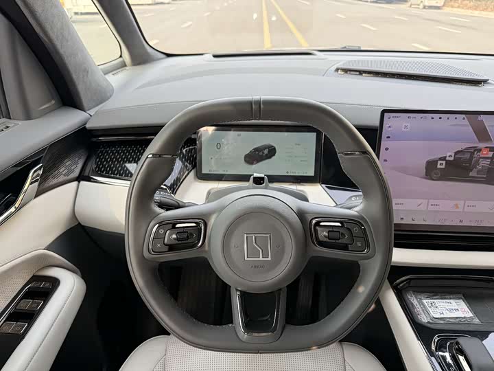 Фото 9 - Zeekr 009