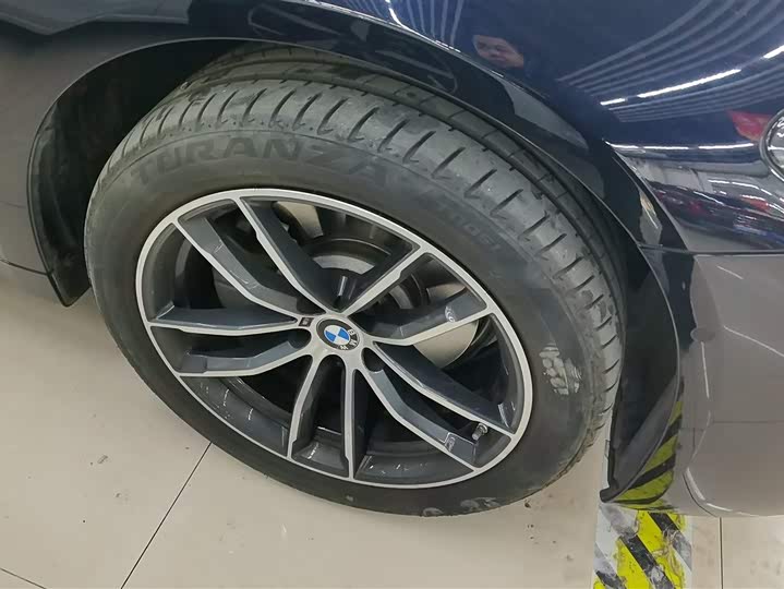 Фото 6 - BMW 5 Series