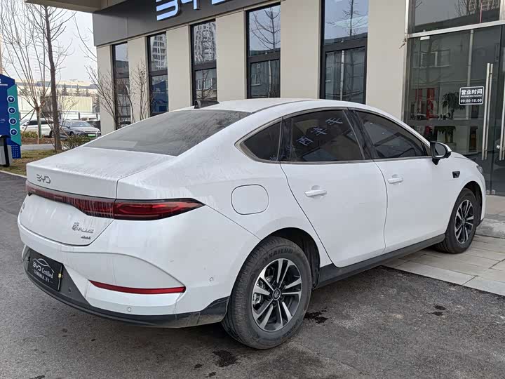 Фото 9 - BYD Qin Plus