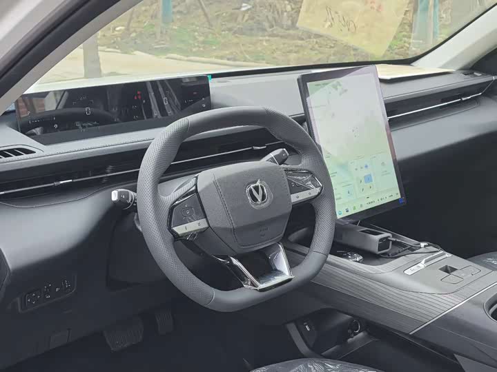 Фото 2 - Changan Eado EV