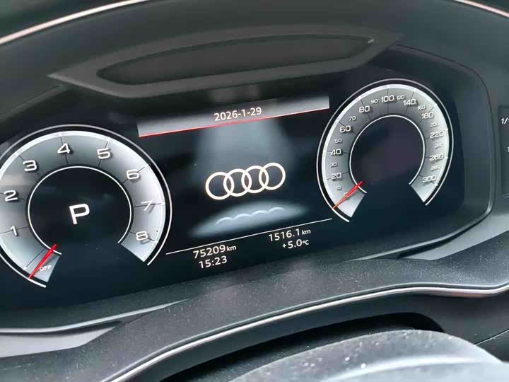 Фото 4 - Audi A6L