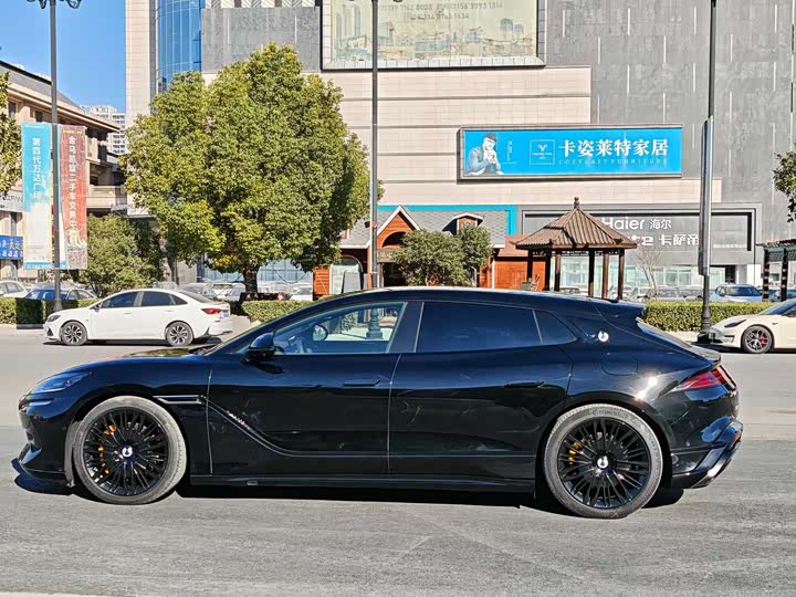 Фото 5 - Denza Z9GT