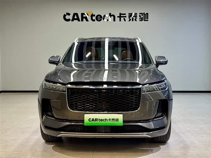 Фото 3 - LiXiang One