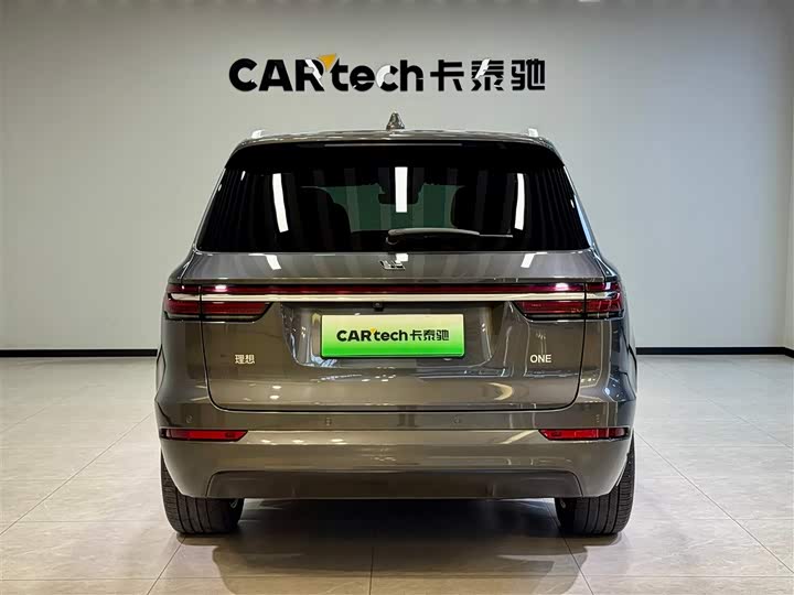 Фото 5 - LiXiang One