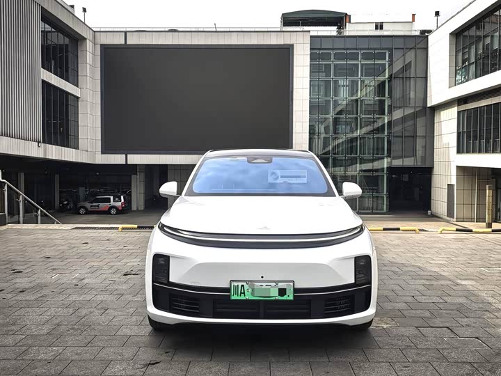 Фото 2 - LiXiang L7