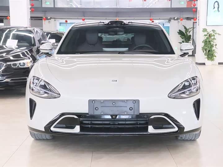 Фото 2 - Xiaomi SU7