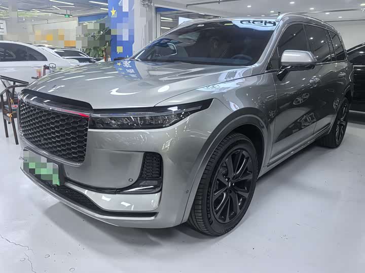 Фото 1 - LiXiang One