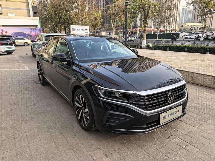 Фото 3 - Volkswagen Passat