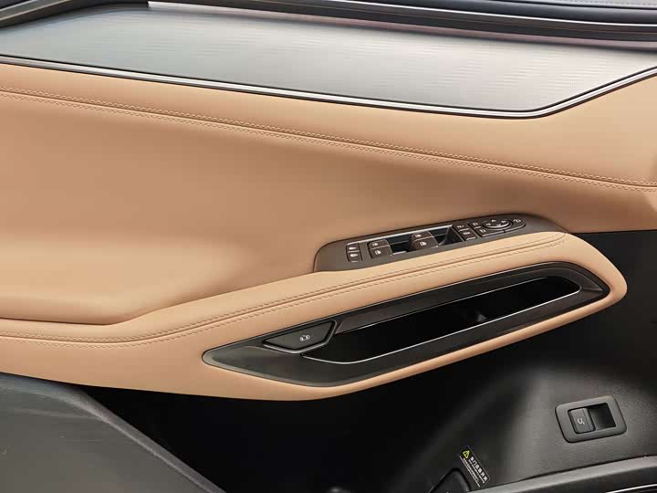 Фото 9 - BYD Song L