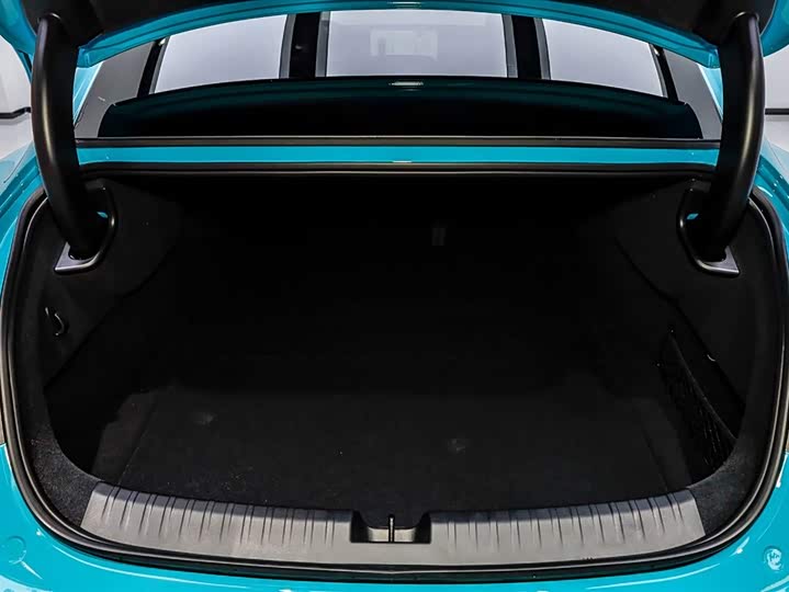 Фото 6 - Xiaomi SU7