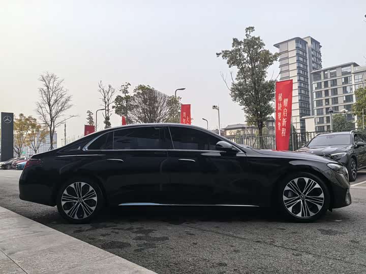 Фото 5 - Mercedes-Benz E-Class Hybrid