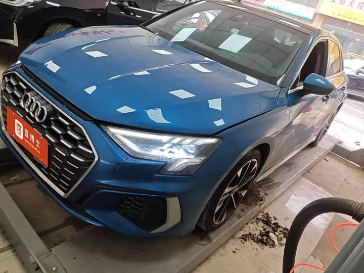 Фото 1 - Audi A3