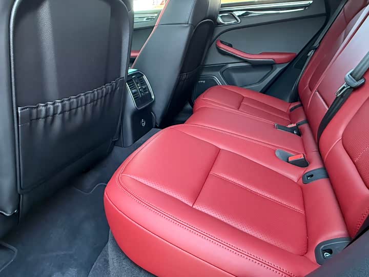 Фото 8 - Porsche Macan