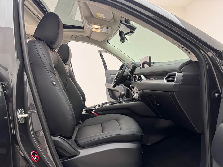 Фото 8 - Mazda CX-5