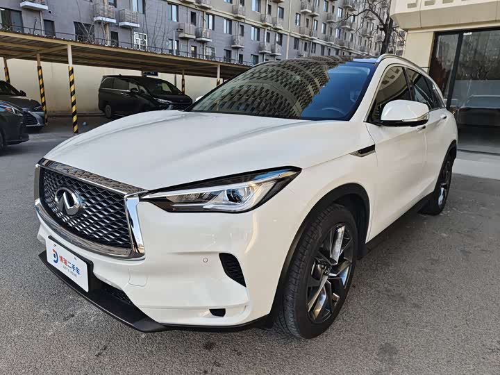Фото 1 - Infiniti QX50