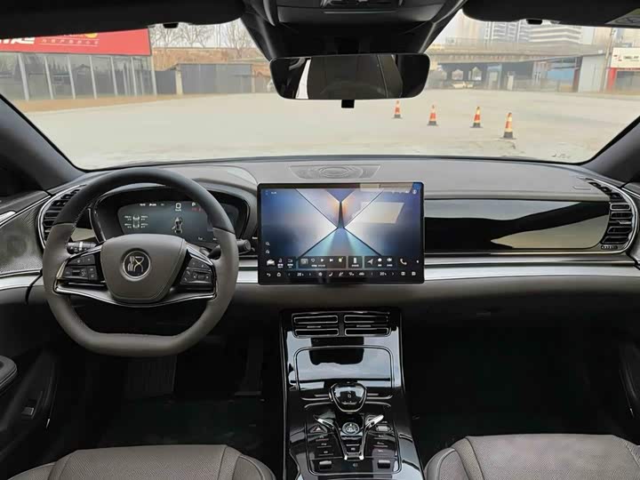 Фото 8 - BYD Han