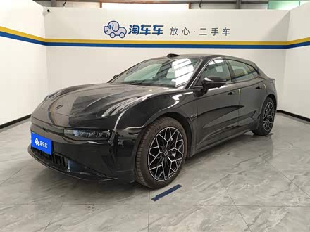 Фото 1 - Zeekr 001