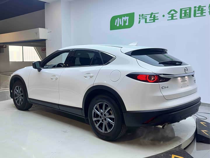Фото 4 - Mazda CX-4