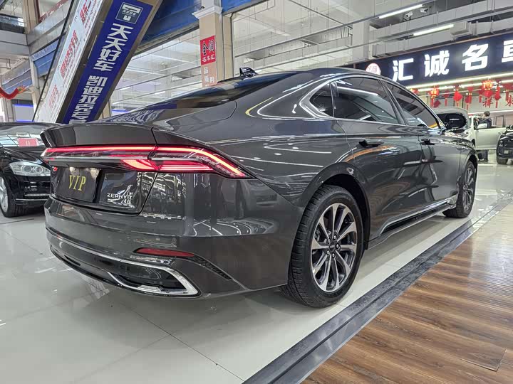 Фото 6 - Lincoln Z (Zephyr)