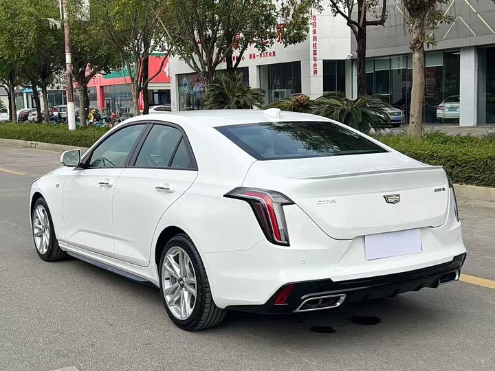 Фото 4 - Cadillac CT4