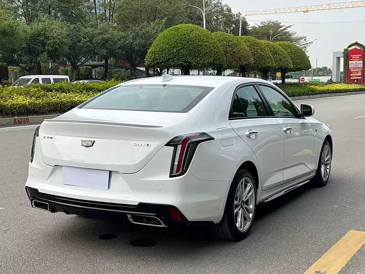 Фото 6 - Cadillac CT4
