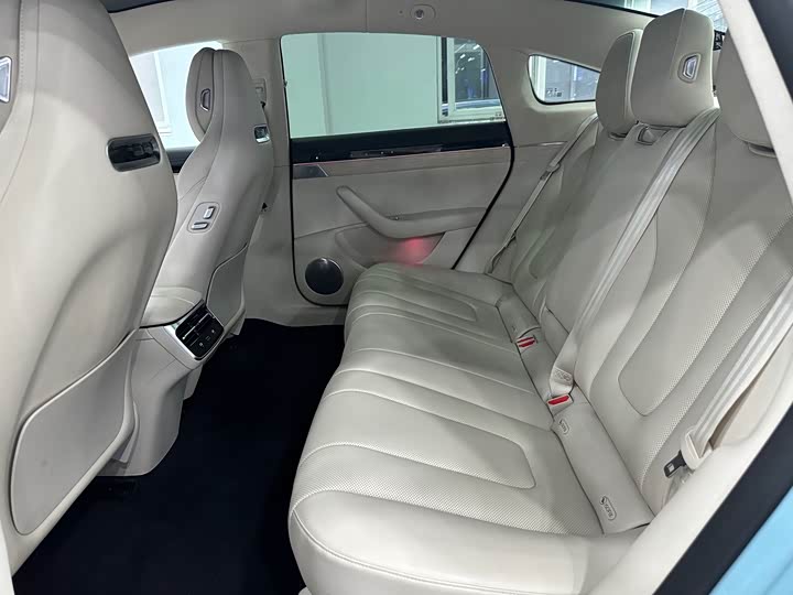 Фото 5 - Luxeed S7