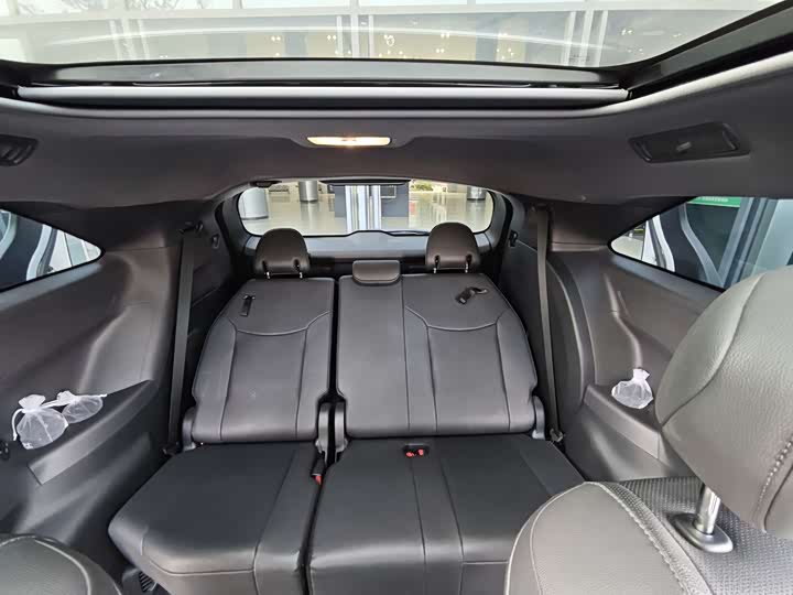 Фото 9 - Toyota Sienna