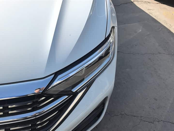 Фото 5 - Volkswagen Sagitar L