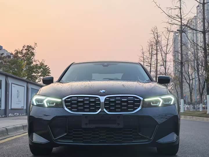 Фото 2 - BMW 3 Series