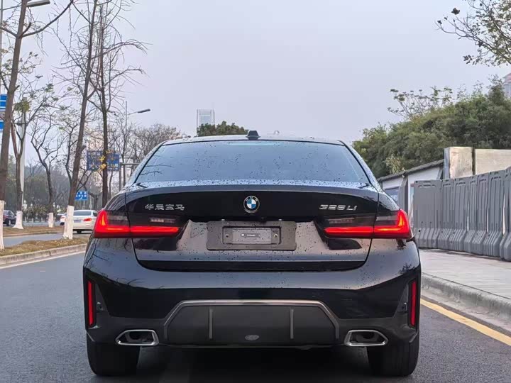 Фото 8 - BMW 3 Series