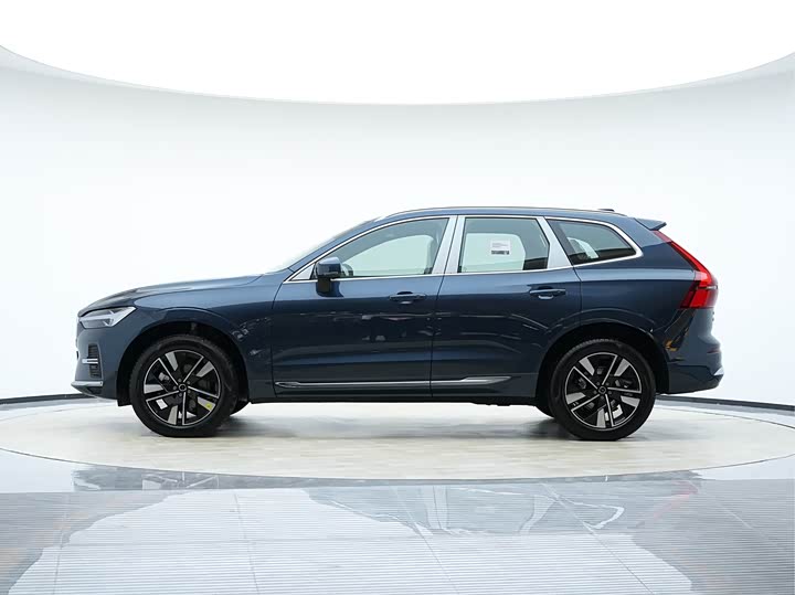 Фото 7 - Volvo XC60