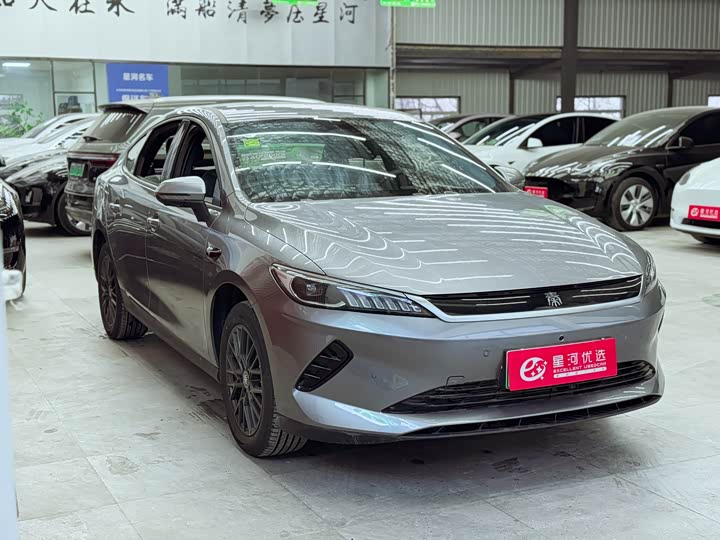 Фото 3 - BYD Qin Plus