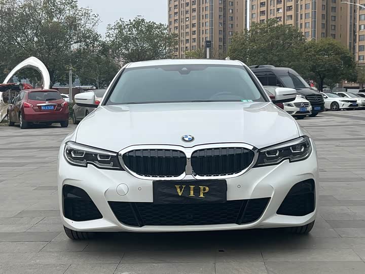 Фото 2 - BMW 3 Series