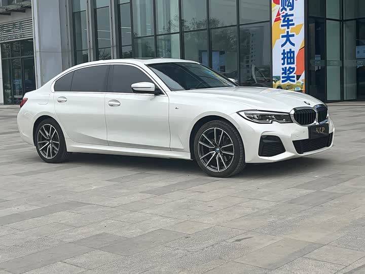 Фото 3 - BMW 3 Series