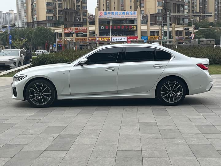 Фото 8 - BMW 3 Series