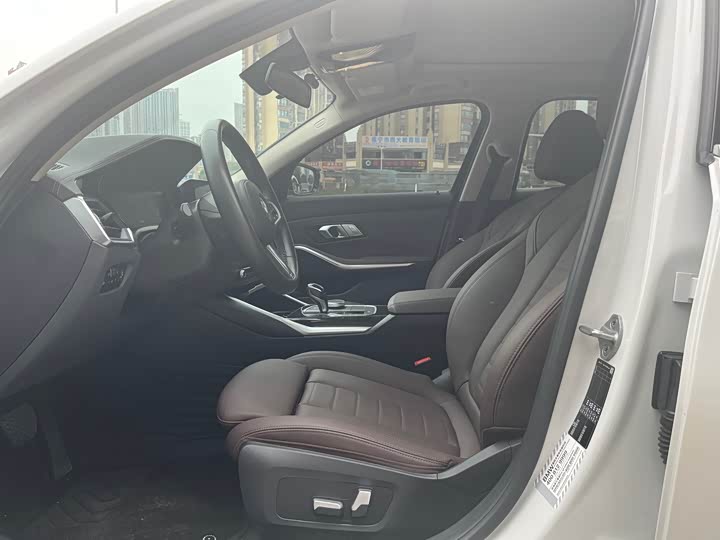 Фото 9 - BMW 3 Series